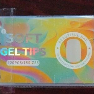 ❤️ NWT BEAUTIFUL SOFT GEL TIPS/ FULL NAIL 420 PCS/15 SIZES❤️